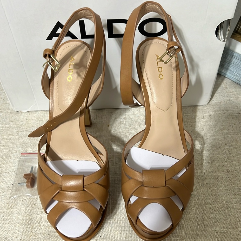 6 inches High heels Aldo Tan